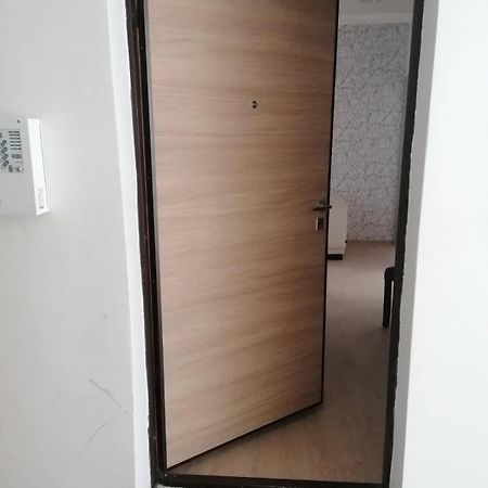 Hostel Denica Skopje Esterno foto