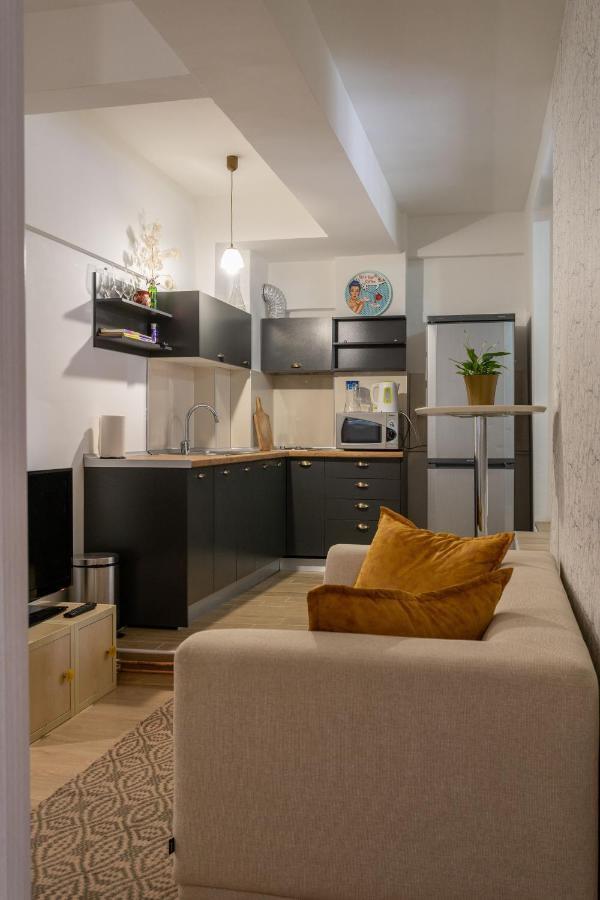 Hostel Denica Skopje Esterno foto