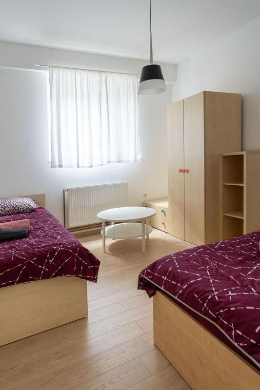 Hostel Denica Skopje Esterno foto
