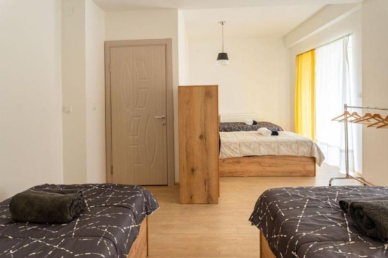 Hostel Denica Skopje Esterno foto