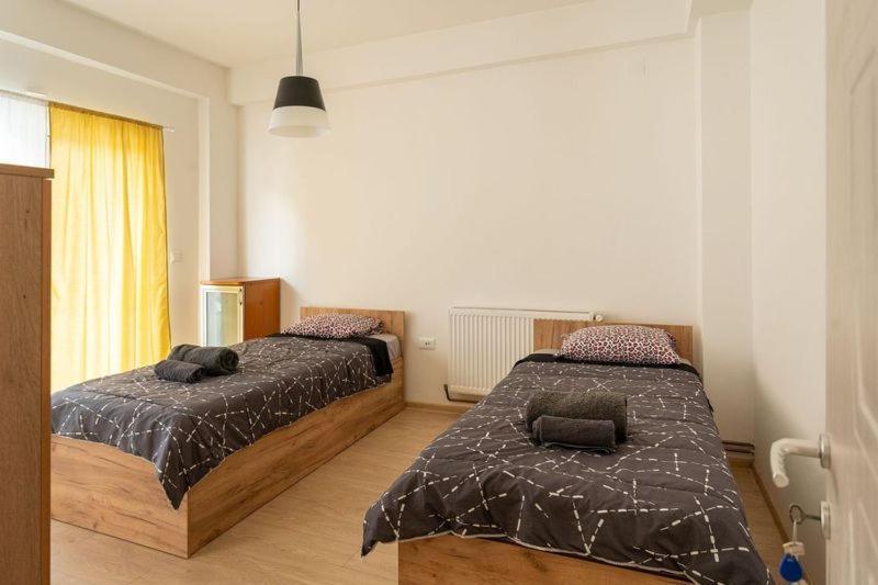 Hostel Denica Skopje Esterno foto