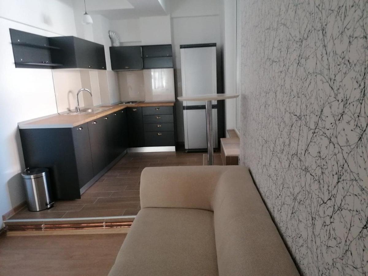 Hostel Denica Skopje Esterno foto
